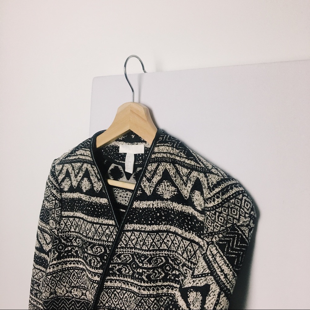 Loose Patterned Jacket - Picture 4 of 5